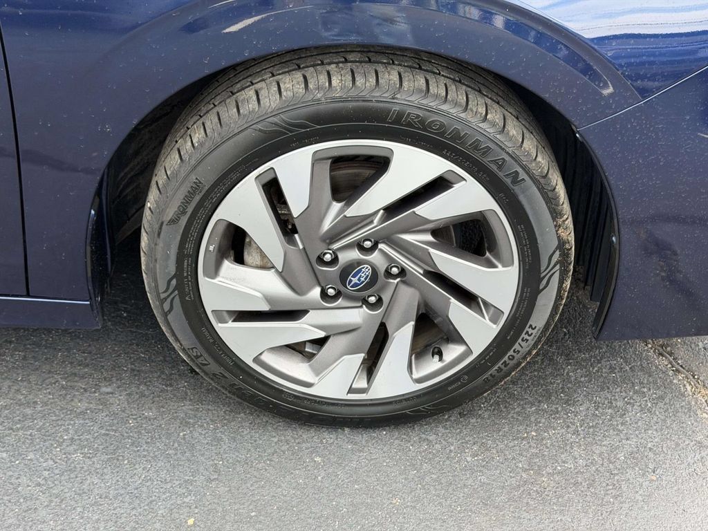 Certified 2024 Subaru Legacy Limited AWD/4WD image 9