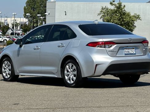 Used 2023 Toyota Corolla LE w/ Carpet Mat Package (TMS) FWD image 7