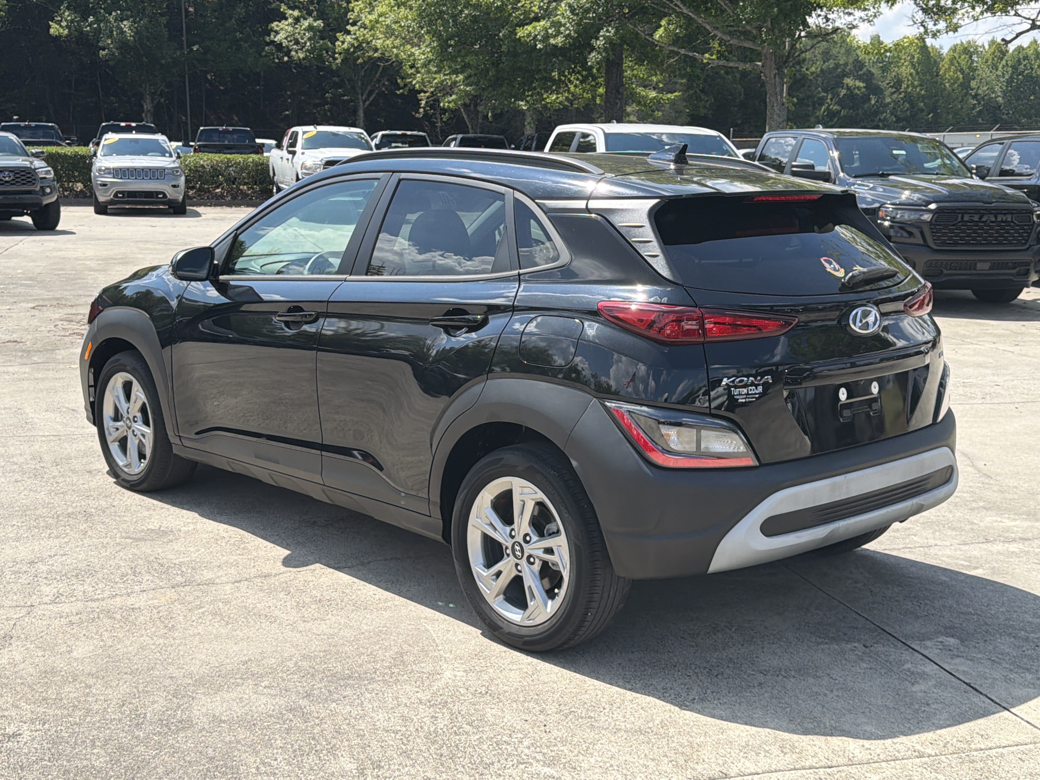 Used 2023 Hyundai Kona SEL w/ Convenience Package AWD/4WD image 5