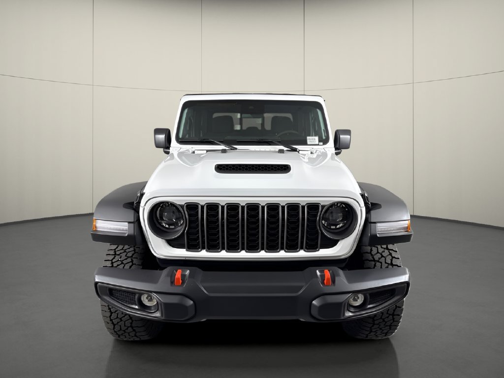 Used 2025 Jeep Gladiator Mojave w/ Safety Group AWD/4WD image 3