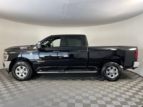 Used 2026 RAM 2500 Big Horn AWD/4WD image 4