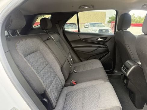 Used 2022 Chevrolet Equinox LT FWD image 29
