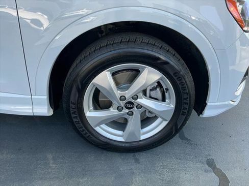 Used 2022 Audi Q3 2.0T Premium AWD/4WD image 31