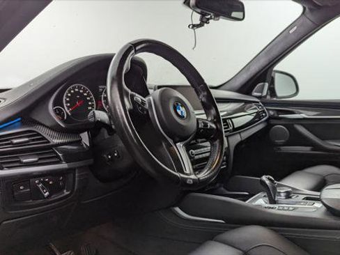 Used 2018 BMW X5 M w/ Executive Package image 23