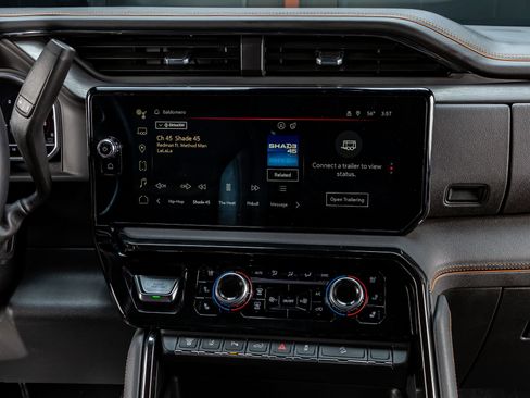 Used 2024 GMC Sierra 2500 AT4 w/ AT4 Premium Plus Package image 22