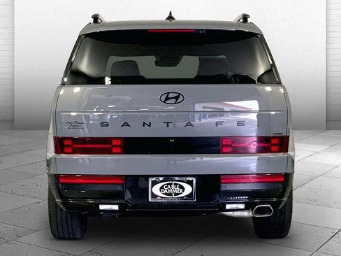 Used 2025 Hyundai Santa Fe Calligraphy AWD/4WD image 3
