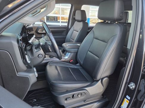 Used 2022 GMC Sierra 1500 SLT w/ SLT Premium Plus Package image 16