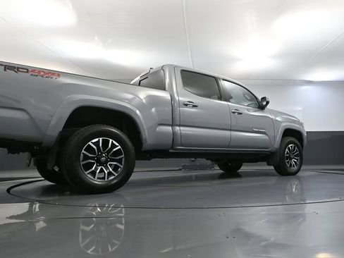 Used 2020 Toyota Tacoma TRD Sport AWD/4WD image 48