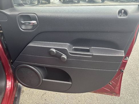 Used 2015 Jeep Patriot Sport FWD image 22