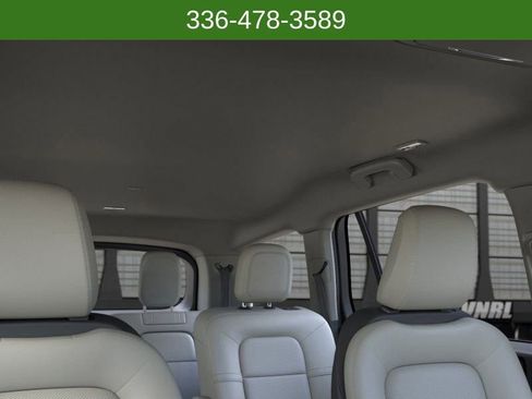 New 2026 Lincoln Aviator AWD image 22