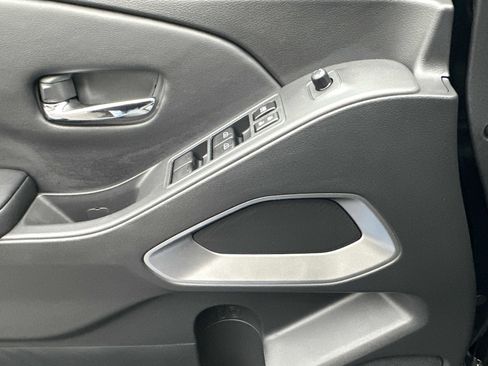 New 2026 Nissan Frontier SV w/ Tow Package image 16