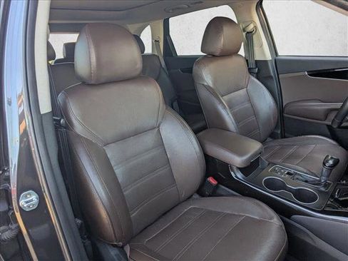Used 2019 Kia Sorento SX w/ SX Touring Package image 23