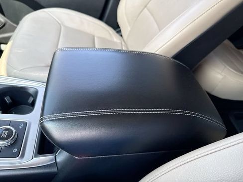 Used 2020 Ford Explorer Limited AWD/4WD image 21