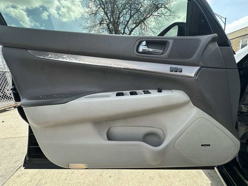 Used 2012 INFINITI G37 x w/ Premium Pkg image 22