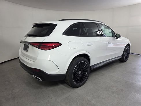 New 2026 Mercedes-Benz GLC 300 image 4