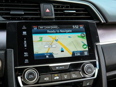 Used 2017 Honda Civic Touring image 21