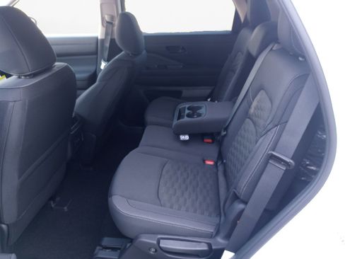 New 2026 Nissan Pathfinder SV image 13