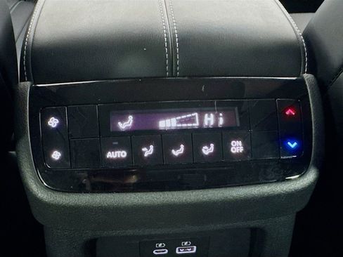 Certified 2025 INFINITI QX60 Pure image 25