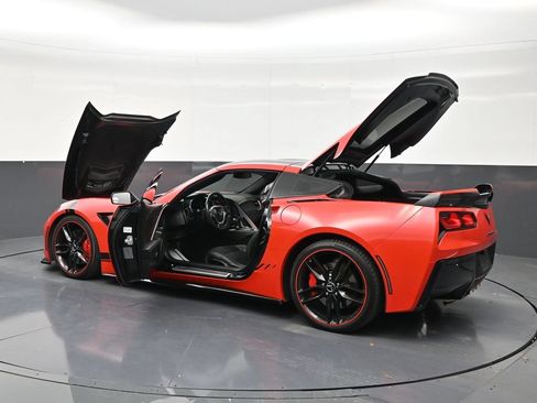 Used 2015 Chevrolet Corvette Stingray Coupe w/ 2LT Preferred Equipment Group RWD image 31