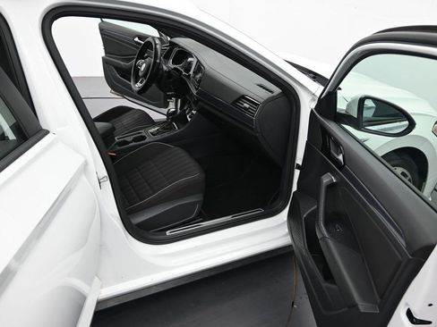Used 2019 Volkswagen Jetta GLI FWD image 13