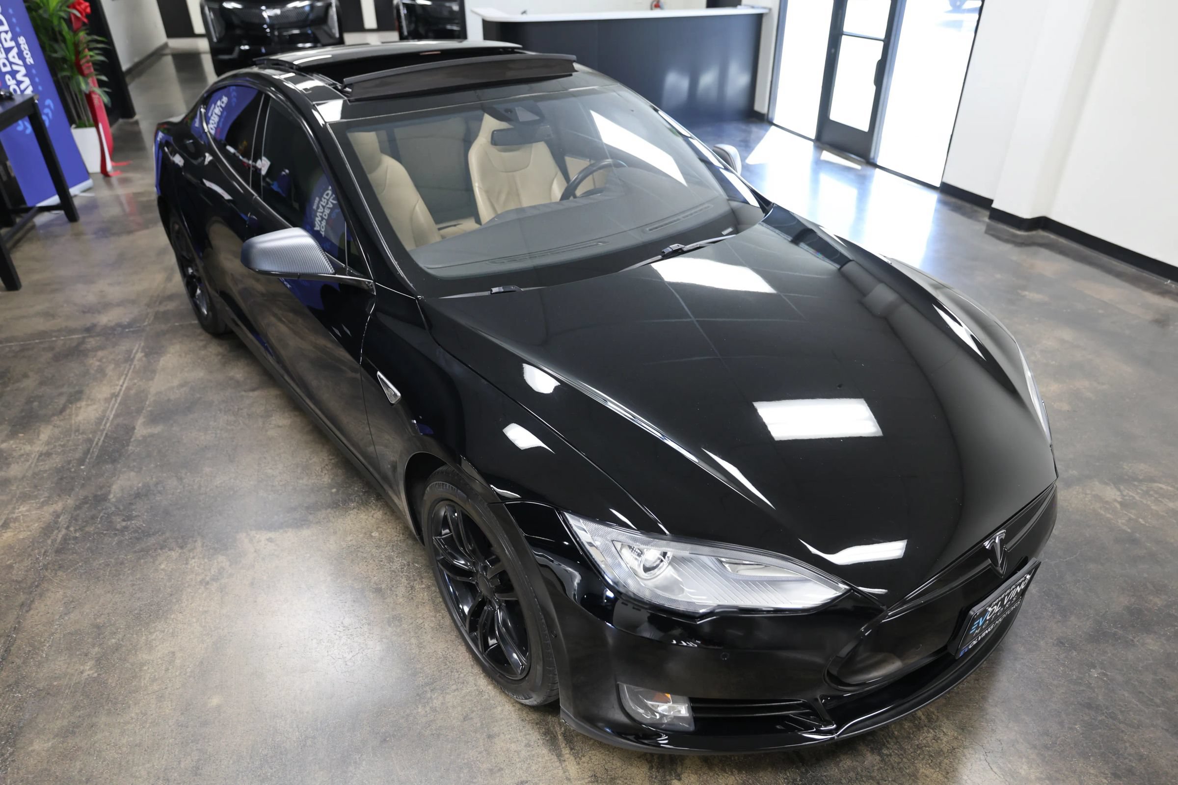 Used 2015 Tesla Model S 85 RWD image 21