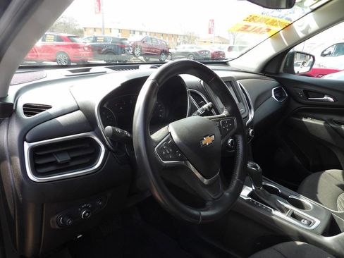 Used 2021 Chevrolet Equinox LT image 6