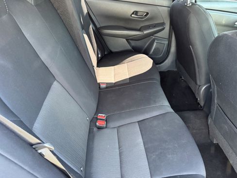 Used 2024 Nissan Sentra SV FWD image 10