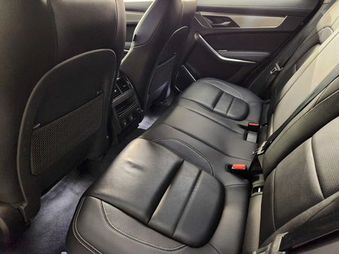 Used 2025 Jaguar F-PACE R-Dynamic S AWD/4WD image 52