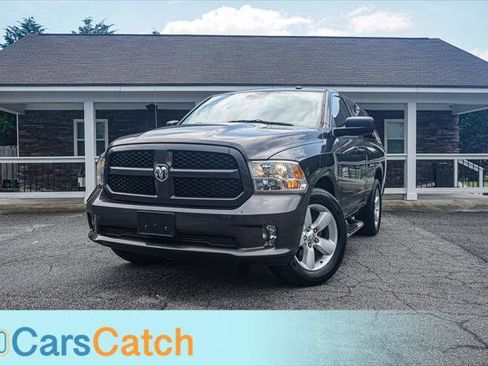 Used 2015 RAM 1500 Express RWD image 1