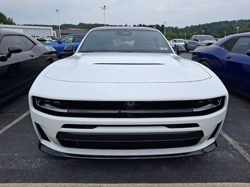 Used 2026 Dodge Charger R/T w/ Driver Convenience Group AWD/4WD image 2
