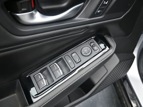 Used 2025 Honda Accord Touring image 17