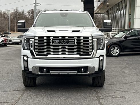 New 2026 GMC Sierra 2500 Denali w/ Denali Reserve Package AWD/4WD image 14