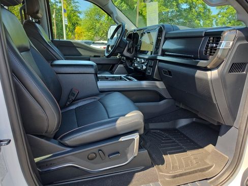 Used 2023 Ford F350 Lariat w/ Lariat Ultimate Package AWD/4WD image 16