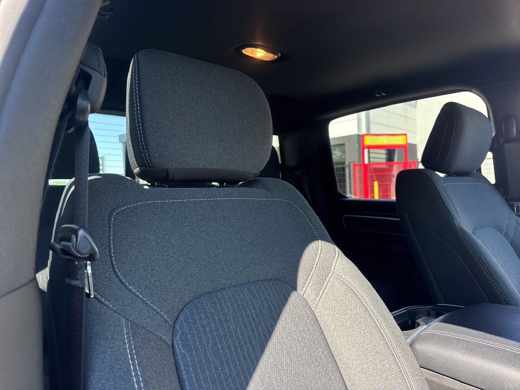 Used 2020 RAM 1500 Big Horn AWD/4WD image 24