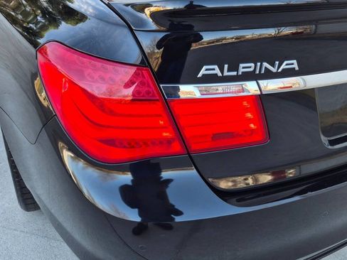Used 2011 BMW ALPINA B7 w/ Driver Assistance Pkg image 25