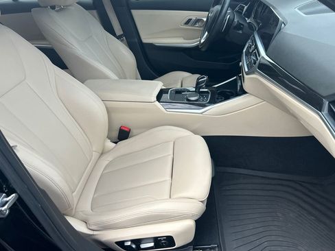 Used 2020 BMW 330i xDrive Sedan w/ Convenience Package AWD/4WD image 13