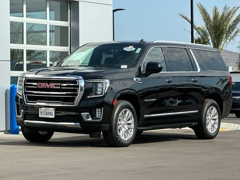 Used 2024 GMC Yukon XL SLT AWD/4WD image 8