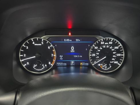 Used 2023 Nissan Altima 2.5 SR AWD/4WD image 18
