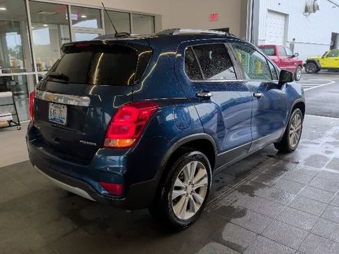 Used 2019 Chevrolet Trax Premier AWD/4WD image 3