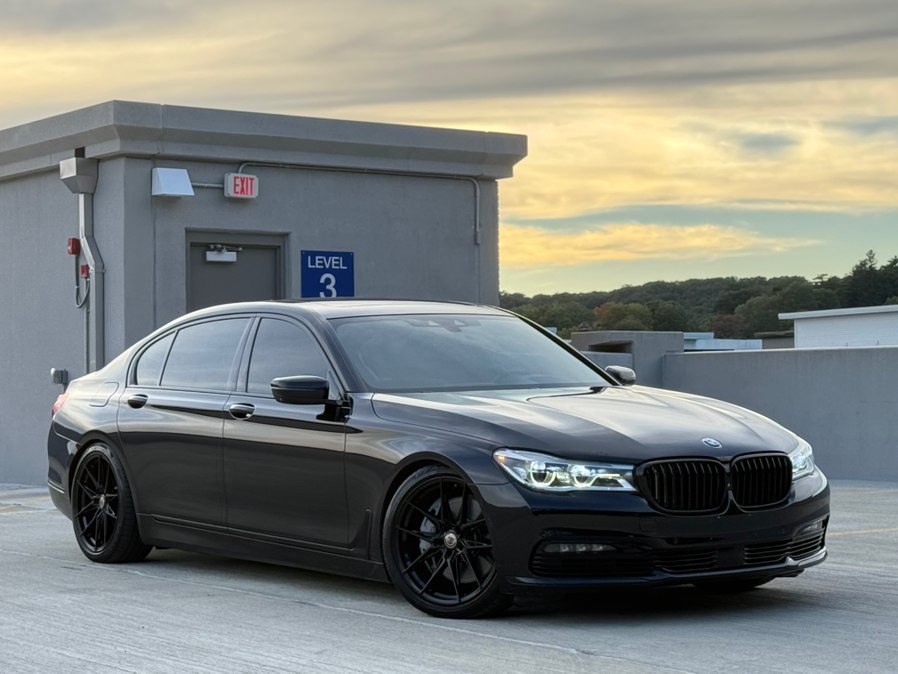 Used 2017 BMW 750i xDrive AWD/4WD image 8