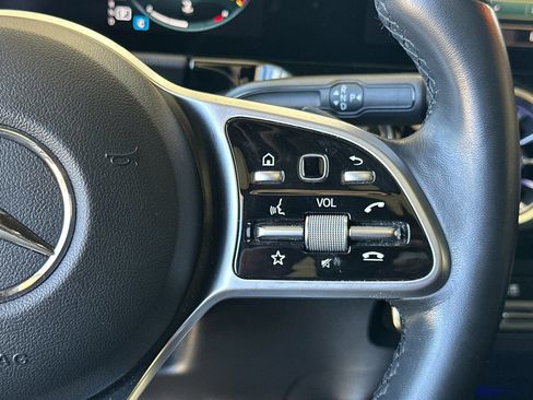 Used 2023 Mercedes-Benz GLA 250 image 36