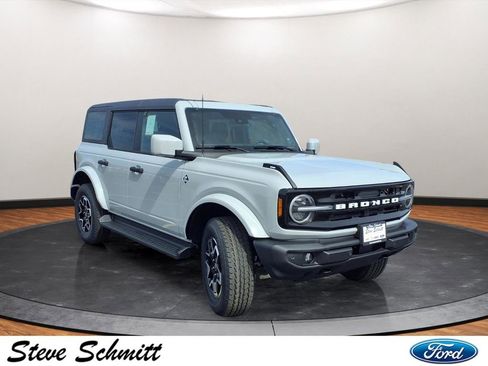 New 2026 Ford Bronco Outer Banks AWD/4WD image 25