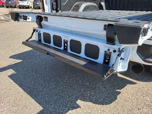 New 2025 GMC Sierra 2500 AT4 w/ Technology Package image 11