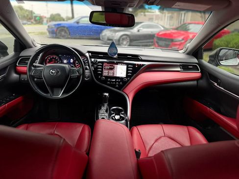 Used 2020 Toyota Camry XSE w/ Navigation Package FWD image 13