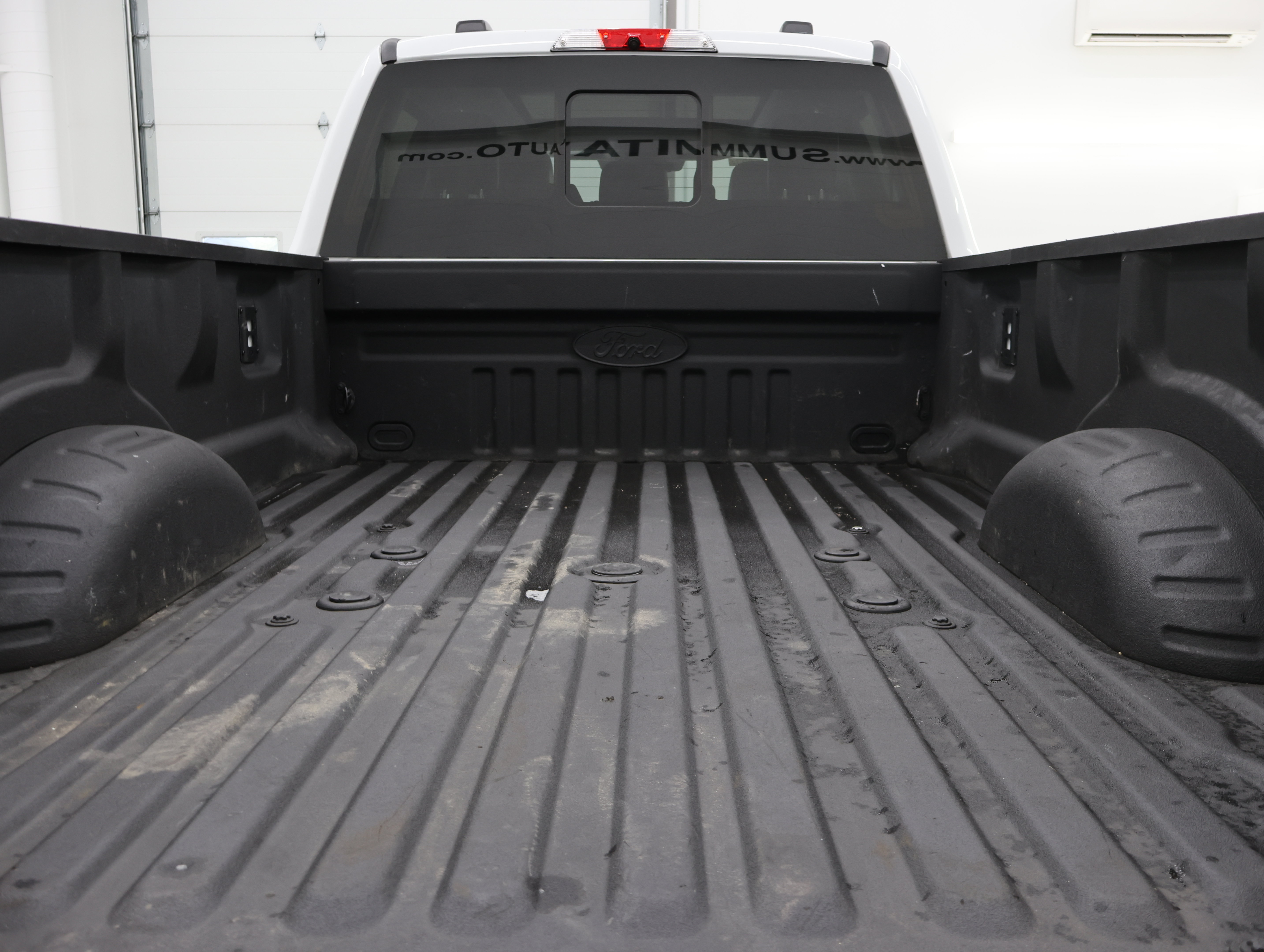 Used 2024 Ford F350 Lariat w/ Lariat Ultimate Package AWD/4WD image 32