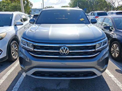 Used 2022 Volkswagen Atlas SE w/ Panoramic Sunroof Package image 3