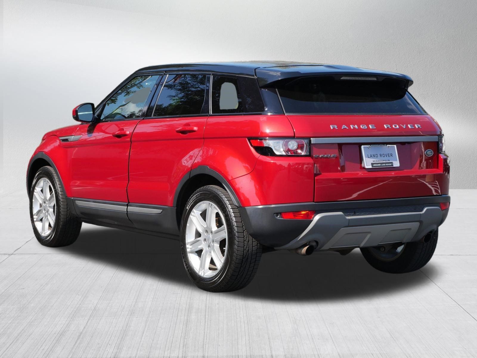 Used 2015 Land Rover Range Rover Evoque Pure Plus AWD/4WD image 3