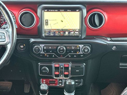 Used 2021 Jeep Wrangler Unlimited Rubicon AWD/4WD image 26