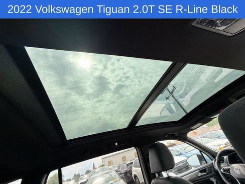 Used 2022 Volkswagen Tiguan SE R-Line AWD/4WD image 12