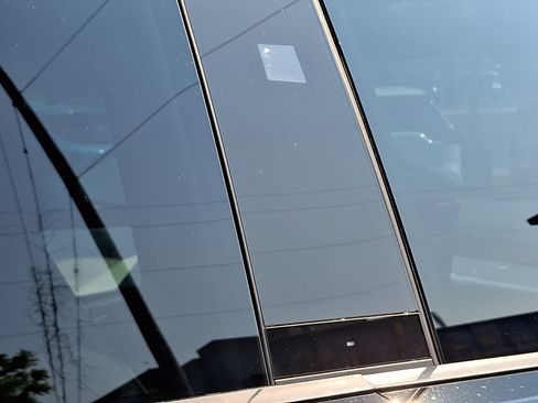 Used 2024 Tesla Cybertruck AWD Crew Cab image 29
